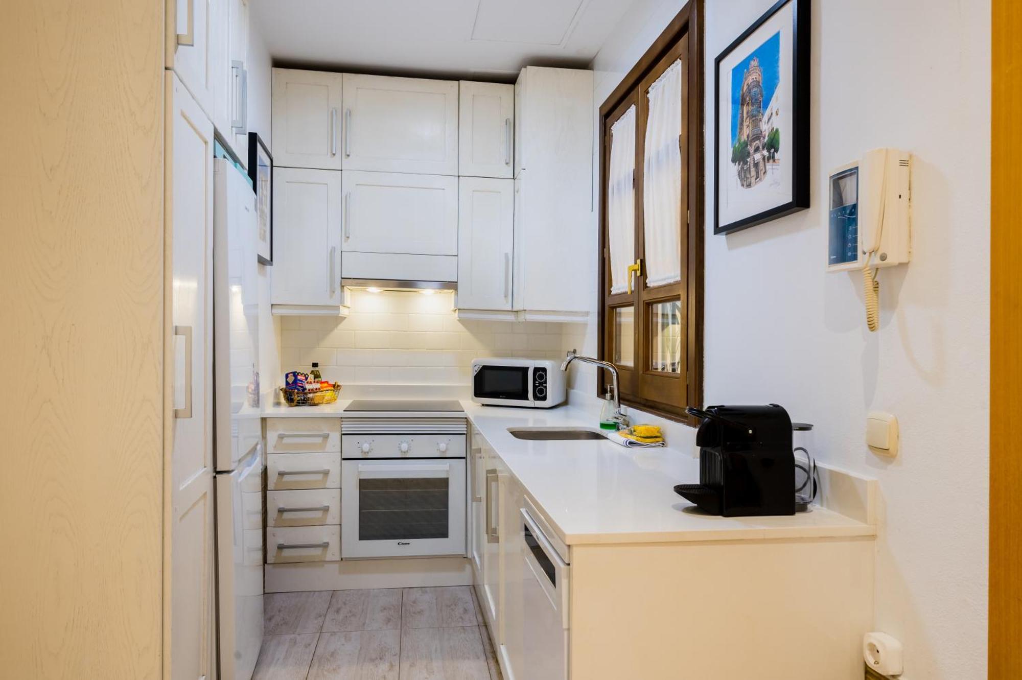 Beautiful And Cozy- 1Bd 1Bth- Arenal Center Apartamento Sevilha Exterior foto