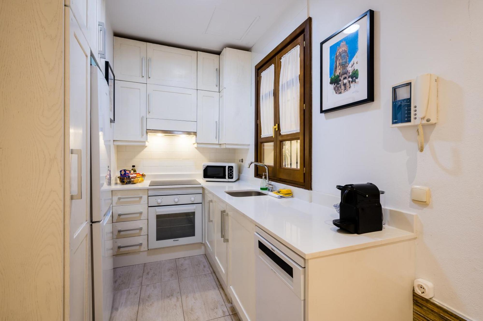 Beautiful And Cozy- 1Bd 1Bth- Arenal Center Apartamento Sevilha Exterior foto