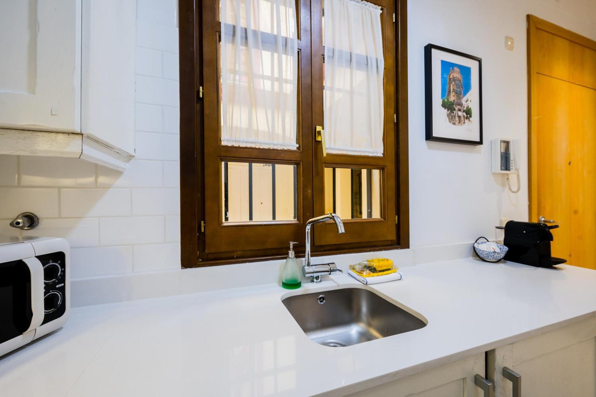 Beautiful And Cozy- 1Bd 1Bth- Arenal Center Apartamento Sevilha Exterior foto