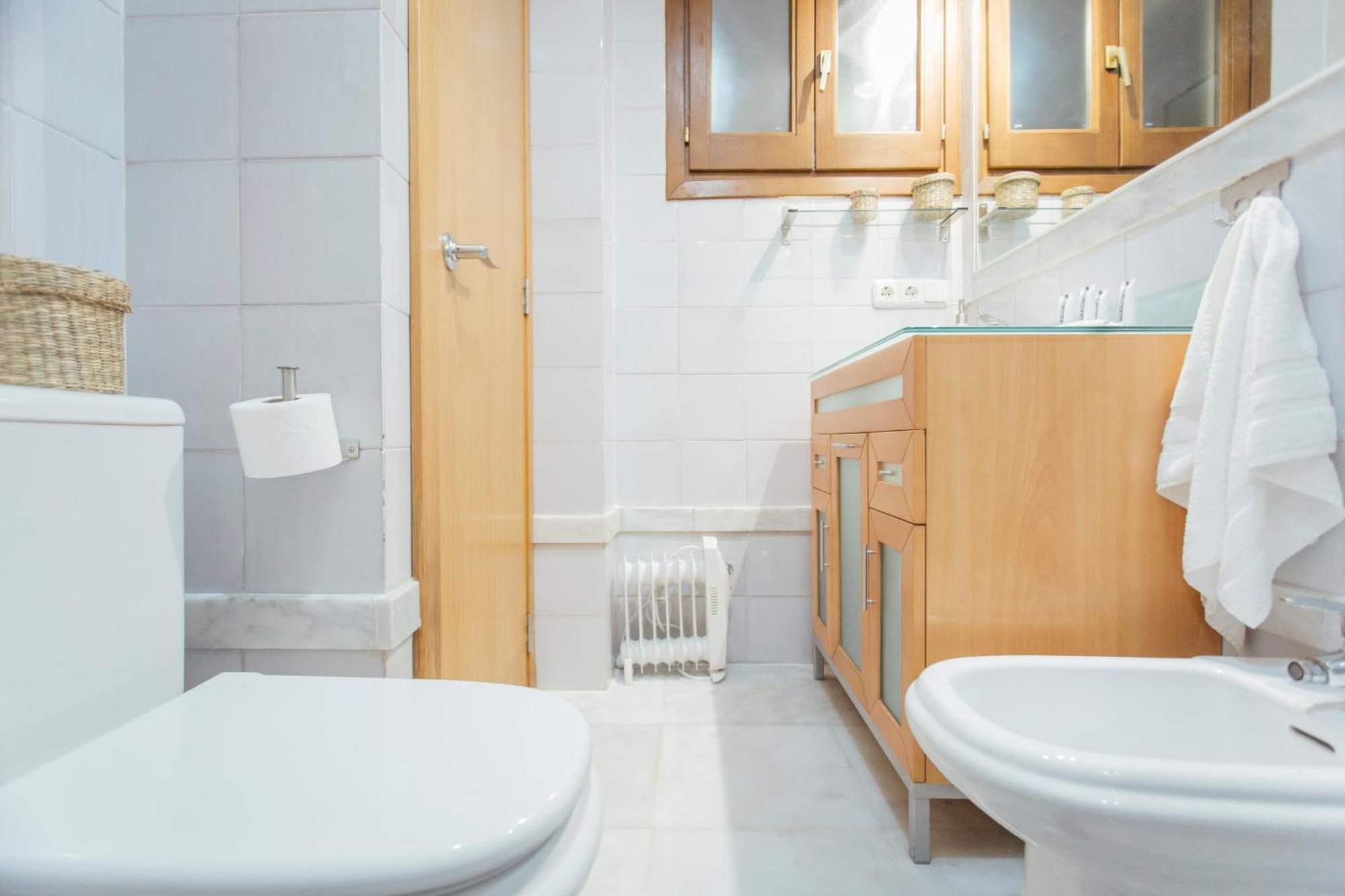 Beautiful And Cozy- 1Bd 1Bth- Arenal Center Apartamento Sevilha Exterior foto