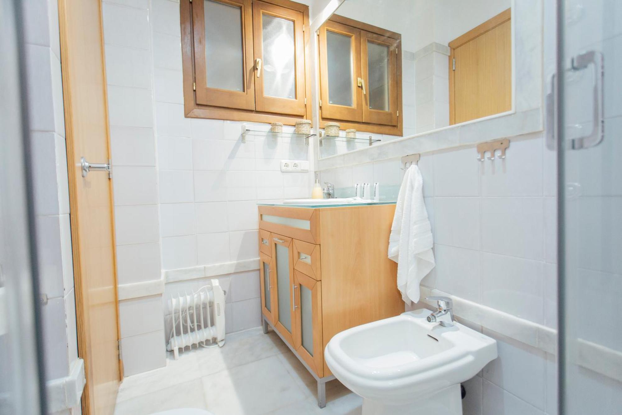 Beautiful And Cozy- 1Bd 1Bth- Arenal Center Apartamento Sevilha Exterior foto